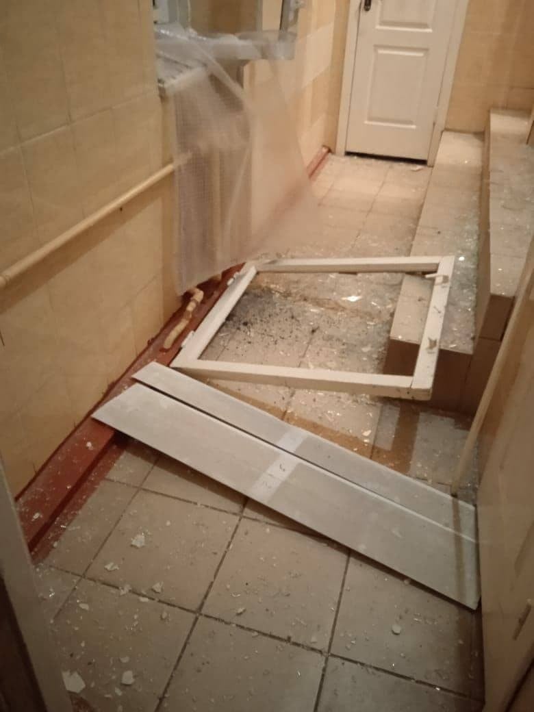 Чергова провокація від бойовиків: у мережі показали траєкторію обстрілу школи в Донецьку