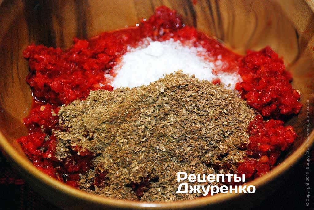 Кулинар раскрыл секрет настоящей кавказской аджики: никаких помидоров!