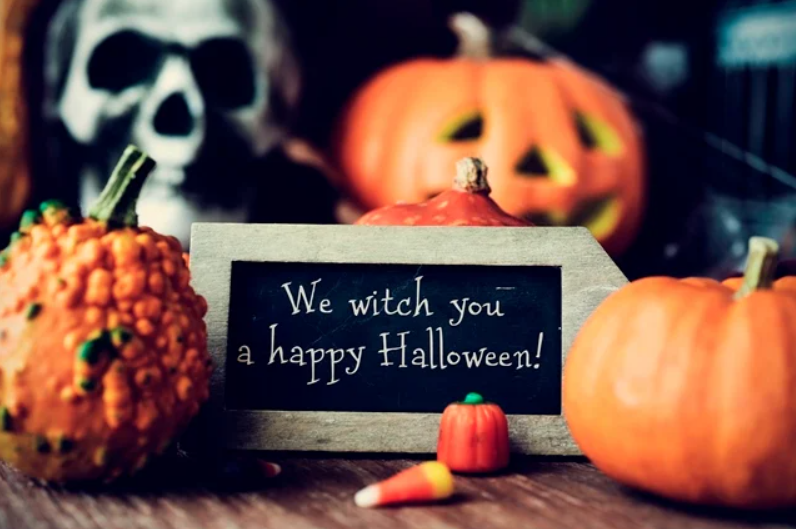 Хэллоуин 2021: страшно красивые поздравления с колоритным праздником