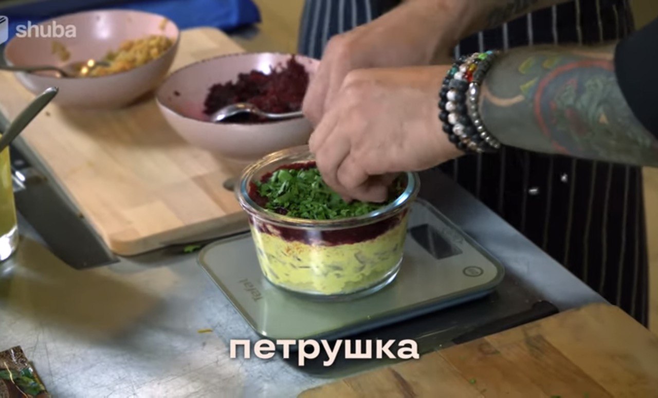 Вкусная селедка под шубой с секретным ингредиентом: этот рецепт удивит  всех. Читайте на UKR.NET