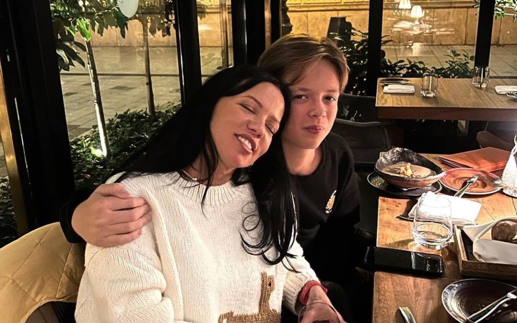 Экс-жена Потапа честно ответила, действительно ли их сын игнорирует своего отца