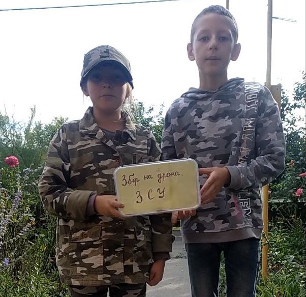 "Поняла, что такое ненависть": девятилетняя дочь защитника собрала огромную сумму для ВСУ