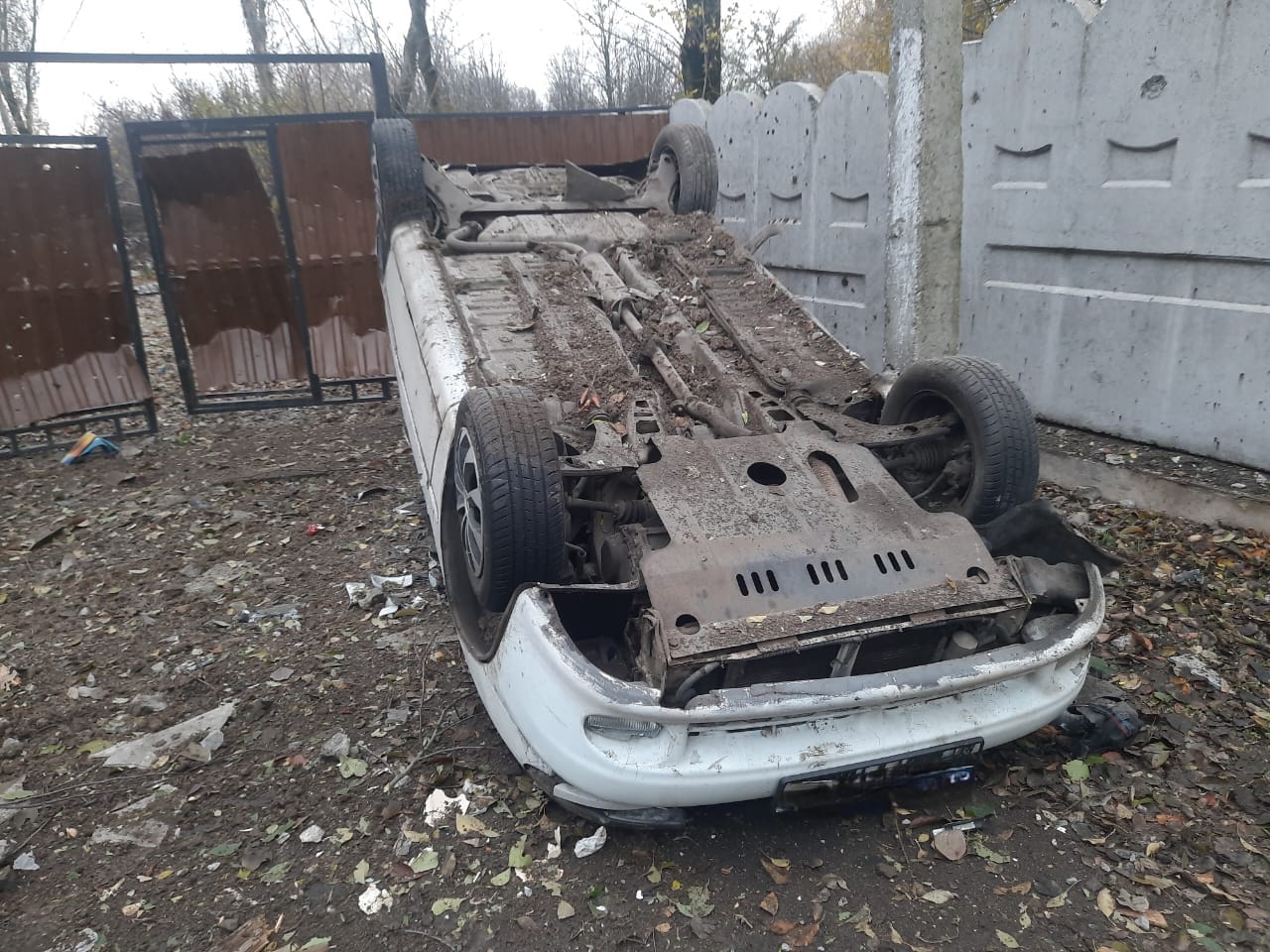 РФ из артиллерии ударила по Никополю: есть погибшая, повреждена линия электропередач