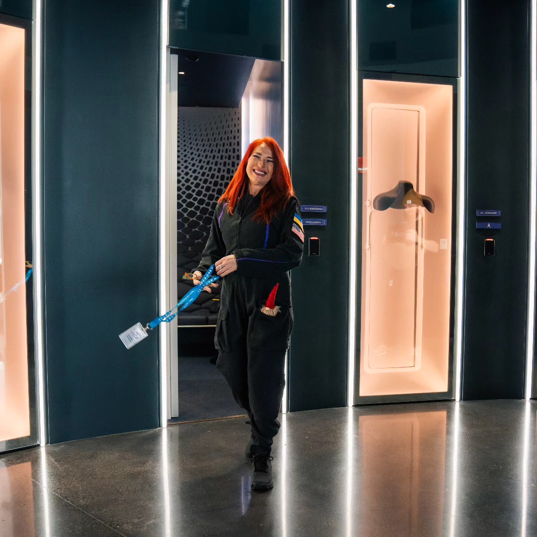 Украинка первой полетит в космос с Virgin Galactic: что о ней известно (фото)