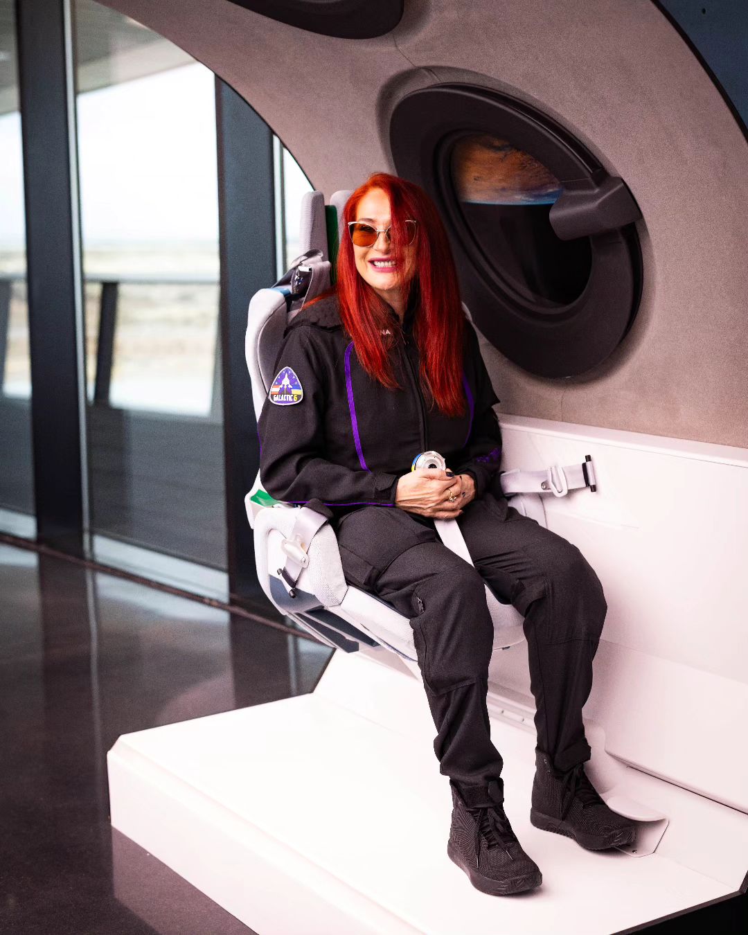 Украинка первой полетит в космос с Virgin Galactic: что о ней известно (фото)