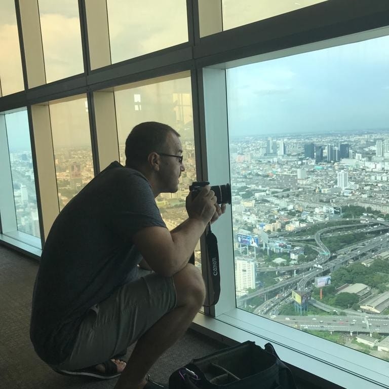 В тюрьме Таиланда нашли украинского альпиниста, которого считали погибшим. Он ничего не знает о войне