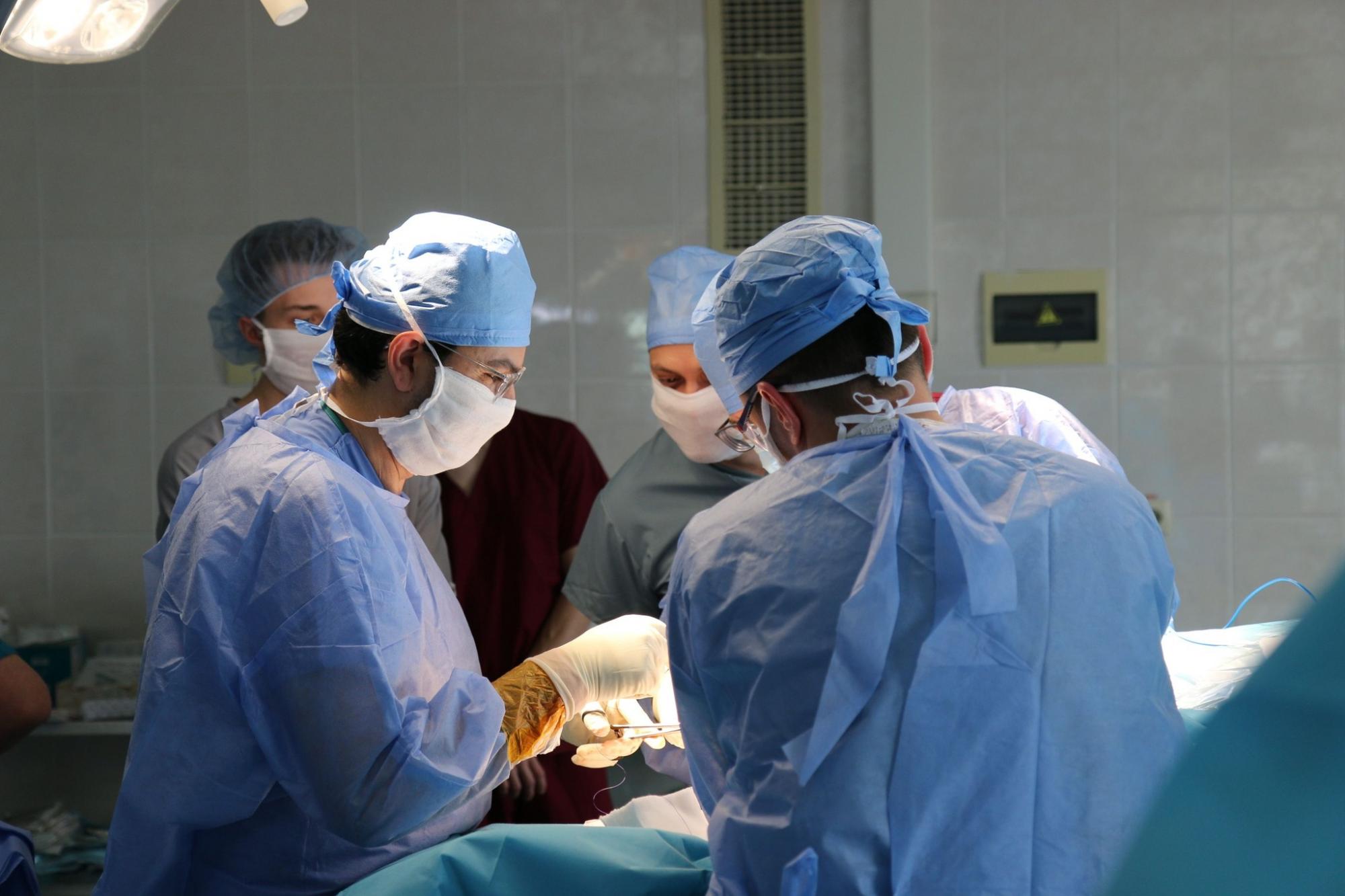 Эта методика инновационна для Украины. В Виннице провели уникальную операцию по протезированию