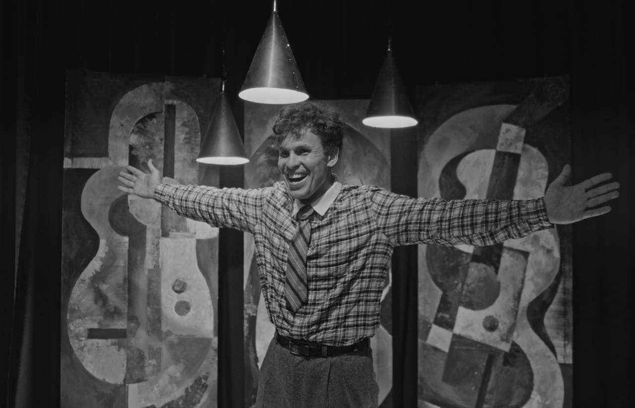 Зірки фільму "Будинок "Слово" зачитають вірші своїх героїв у Києві: де і коли