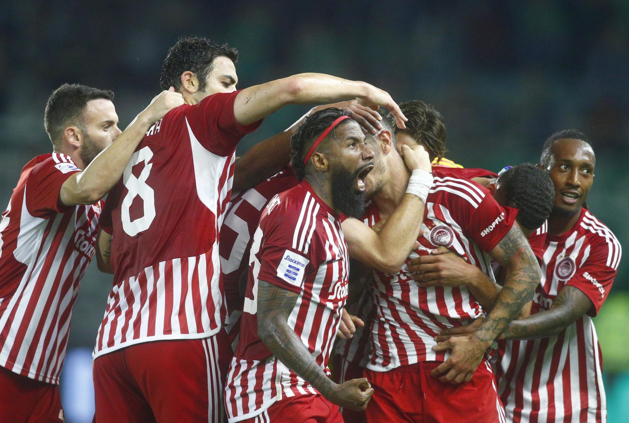 "Олимпиакос" – "Фиорентина": где смотреть и прогноз на финал Лиги конференций