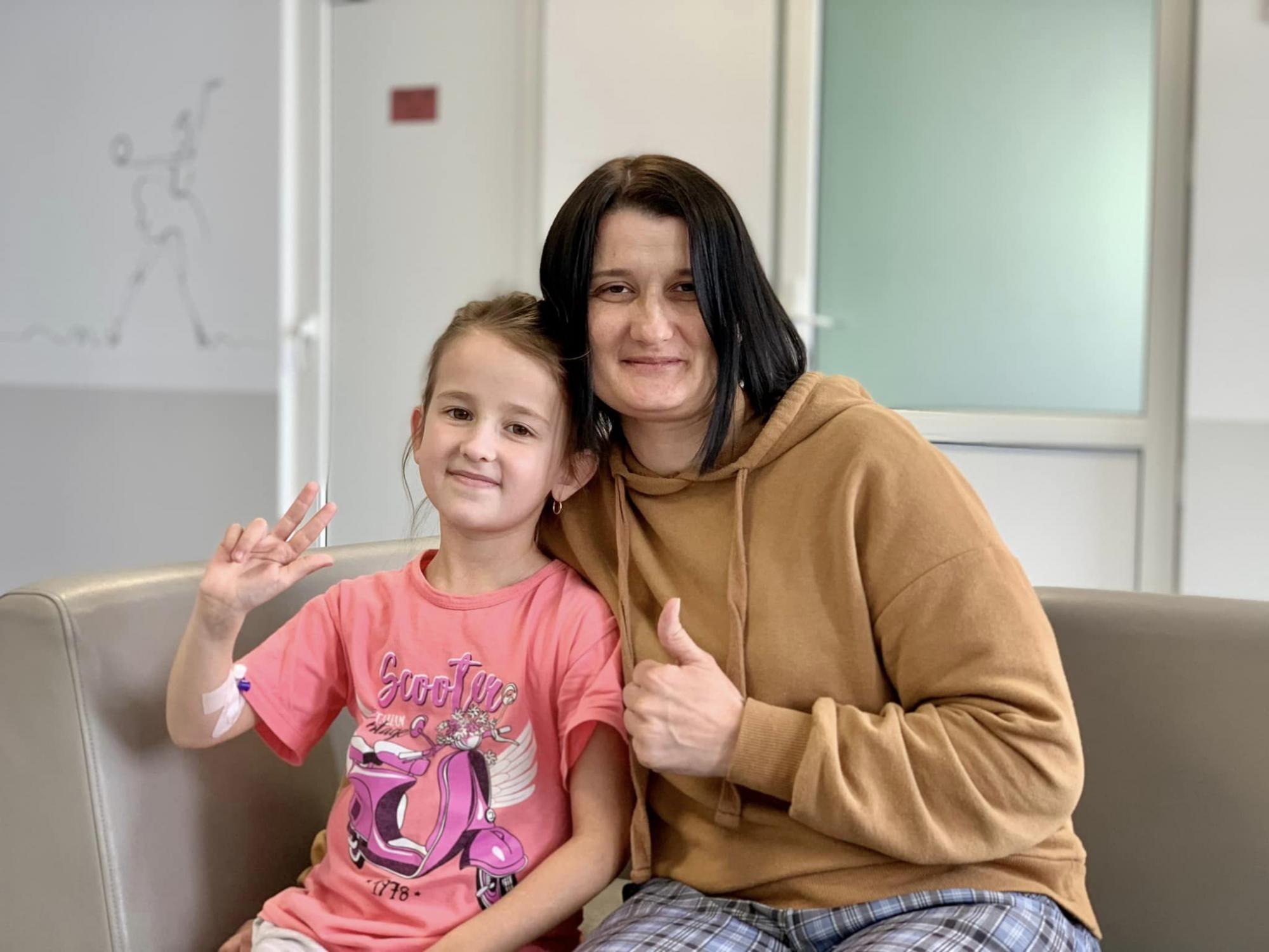 Три роки не могла їсти та постійно блювала: у Львові в дитини знайшли вроджену аномалію