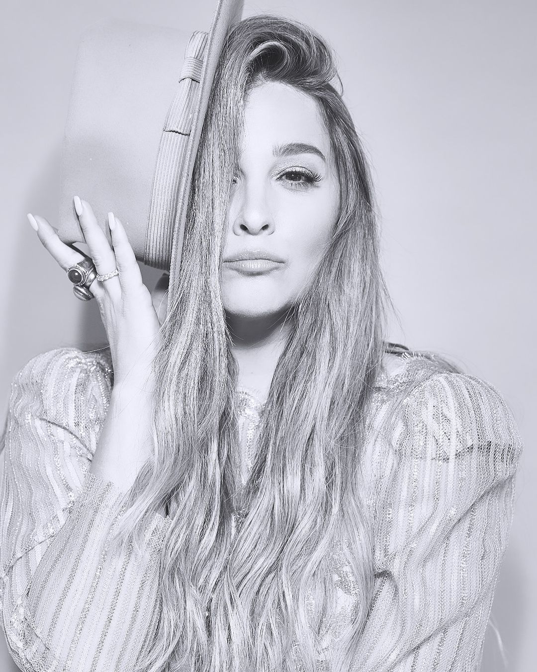 Як зараз виглядає головна героїня фільму "Кучерява Сью", яка стала знаменитою у 10 років