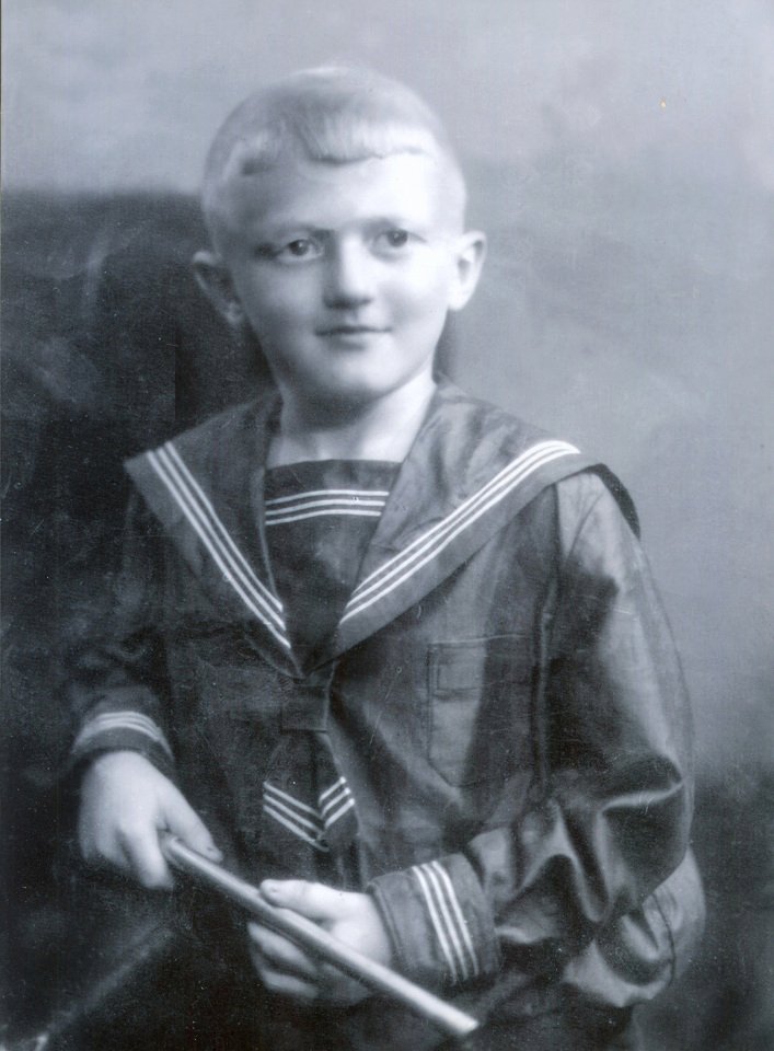 Як сьогодні виглядає Юрій Рибчинський - легендарний поет, чиї пісні виконують українські знаменитості