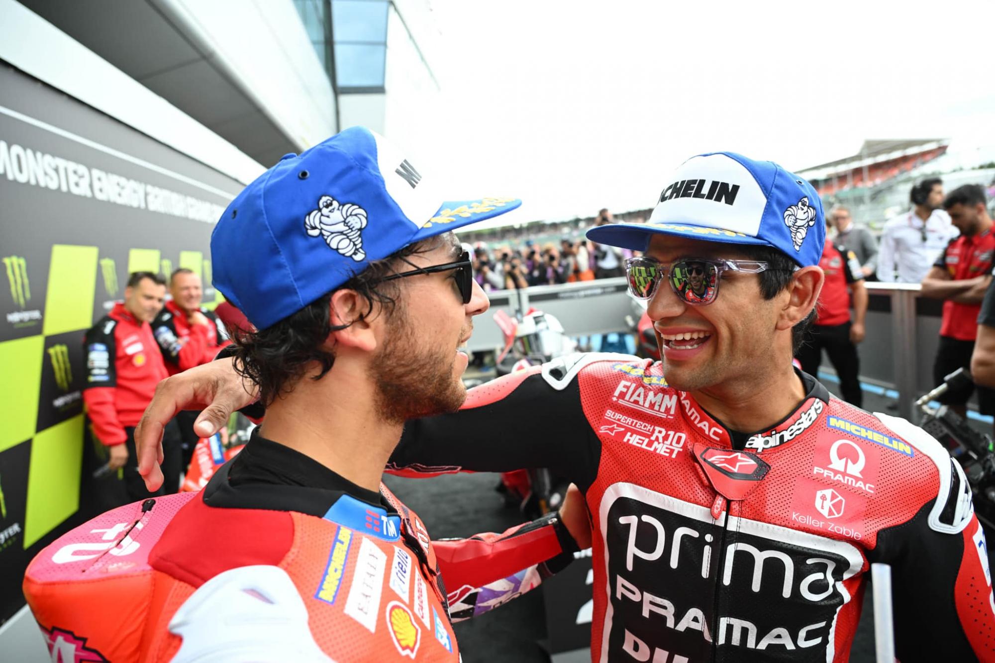 Старт Вуэльты, Деревянченко на пороге титула и громкое начало АПЛ: анонс выходных в спорте