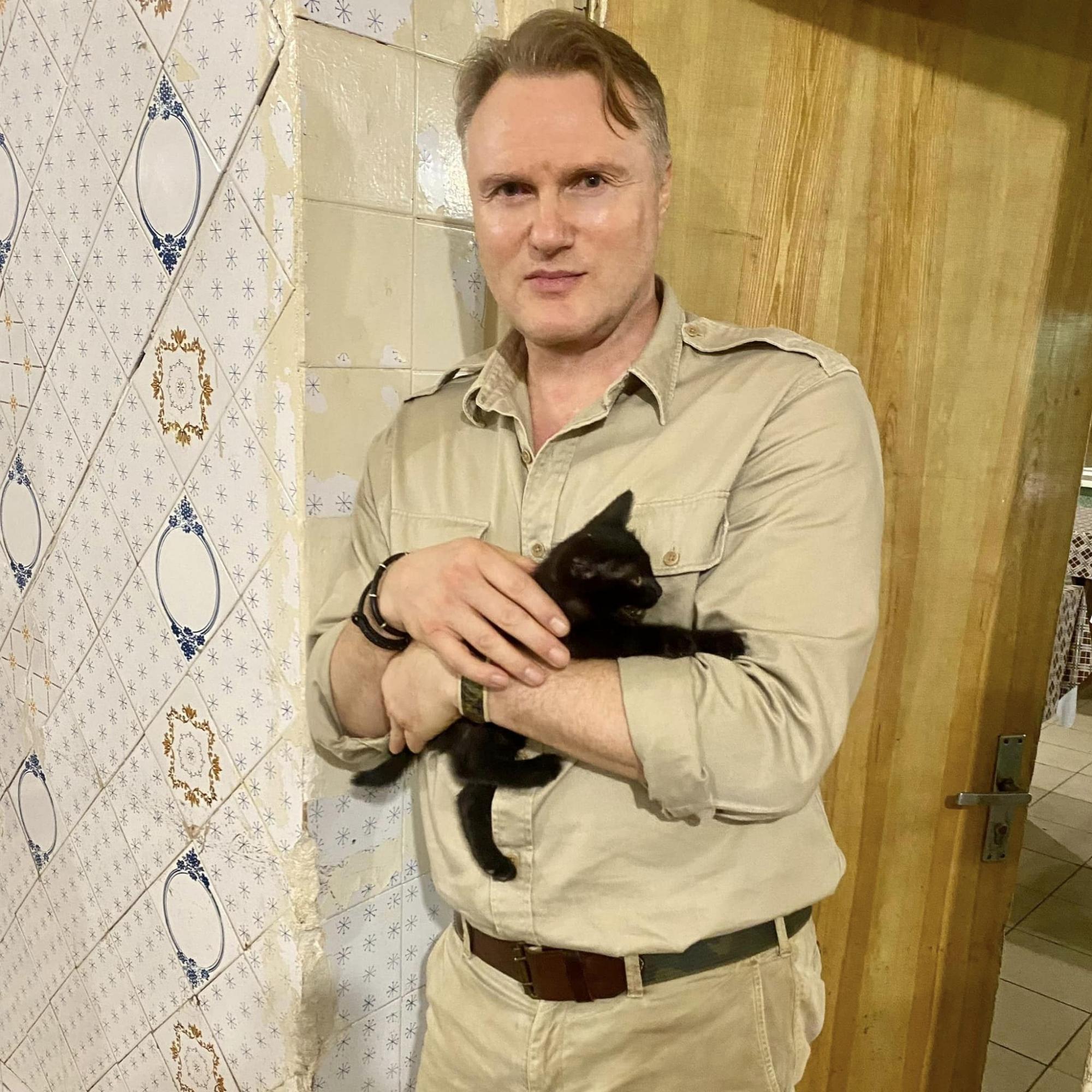 Як сьогодні виглядає Юрій Рибчинський - легендарний поет, чиї пісні виконують українські знаменитості