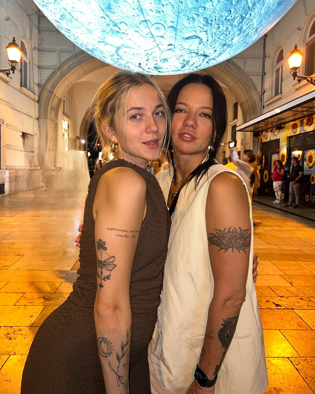 Колишня дружина Потапа назвала свої правила виховання дітей та замилувала спільними фото з ними