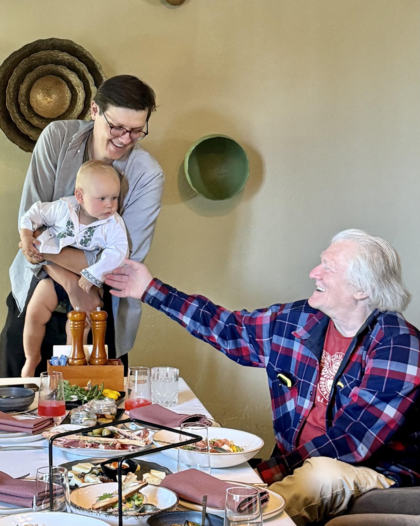 Як сьогодні виглядає Юрій Рибчинський - легендарний поет, чиї пісні виконують українські знаменитості