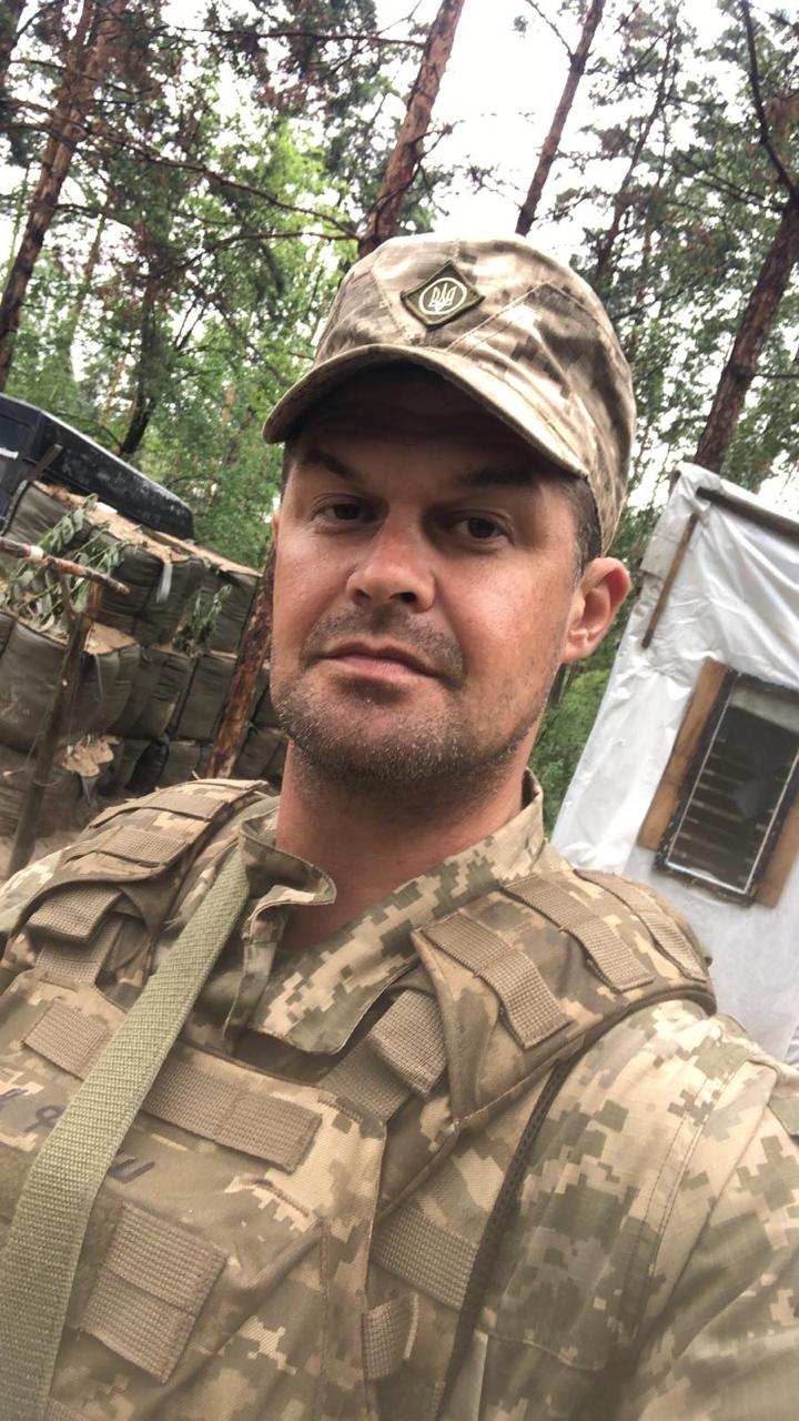 Зірка "МастерШеф" розкрив подробиці служби в ЗСУ і розповів, чим годує воїнів на передовій