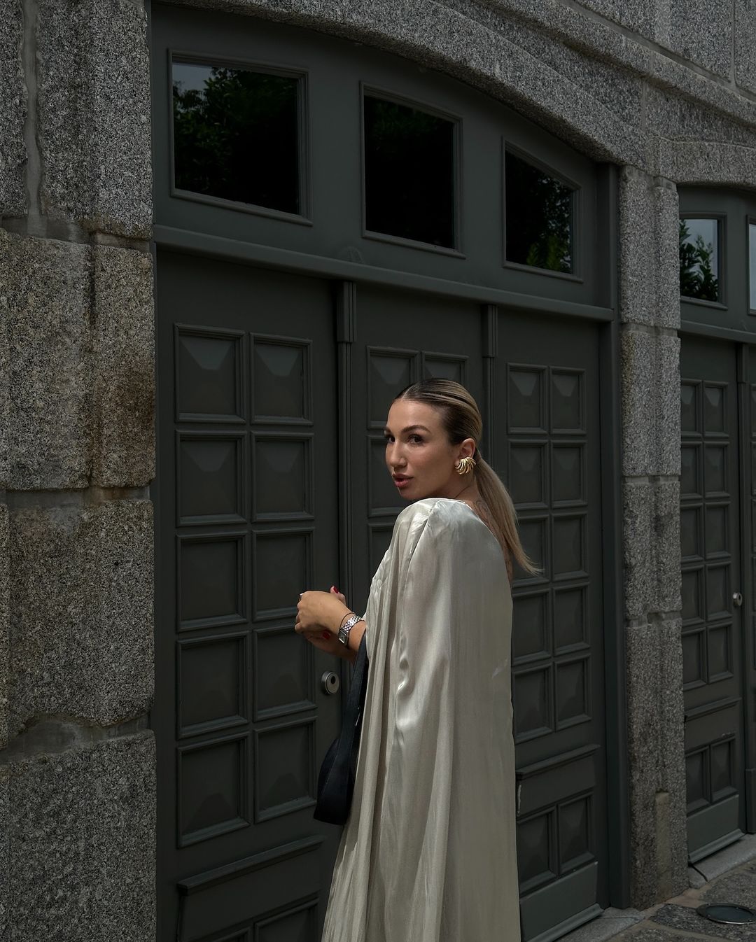 Вагітна блогерка Пренткович поділилася сміливими фото: "Гаряча мама"