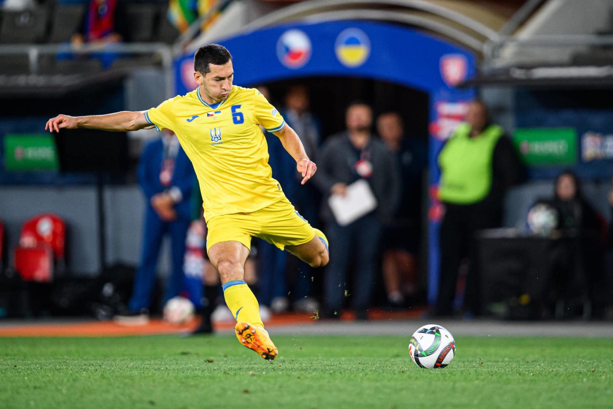 Змінюйся або помри. Як Ребров вимушено на "революцію" в збірній України пішов