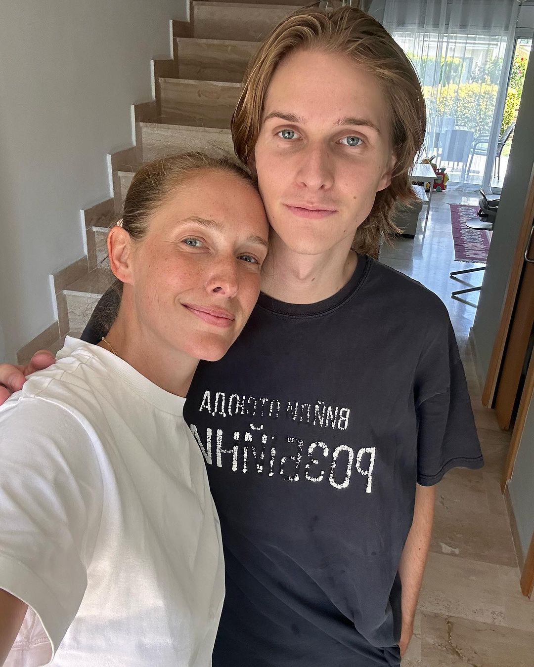 Осадчая показалась со взрослым сыном, который учится за границей (фото)