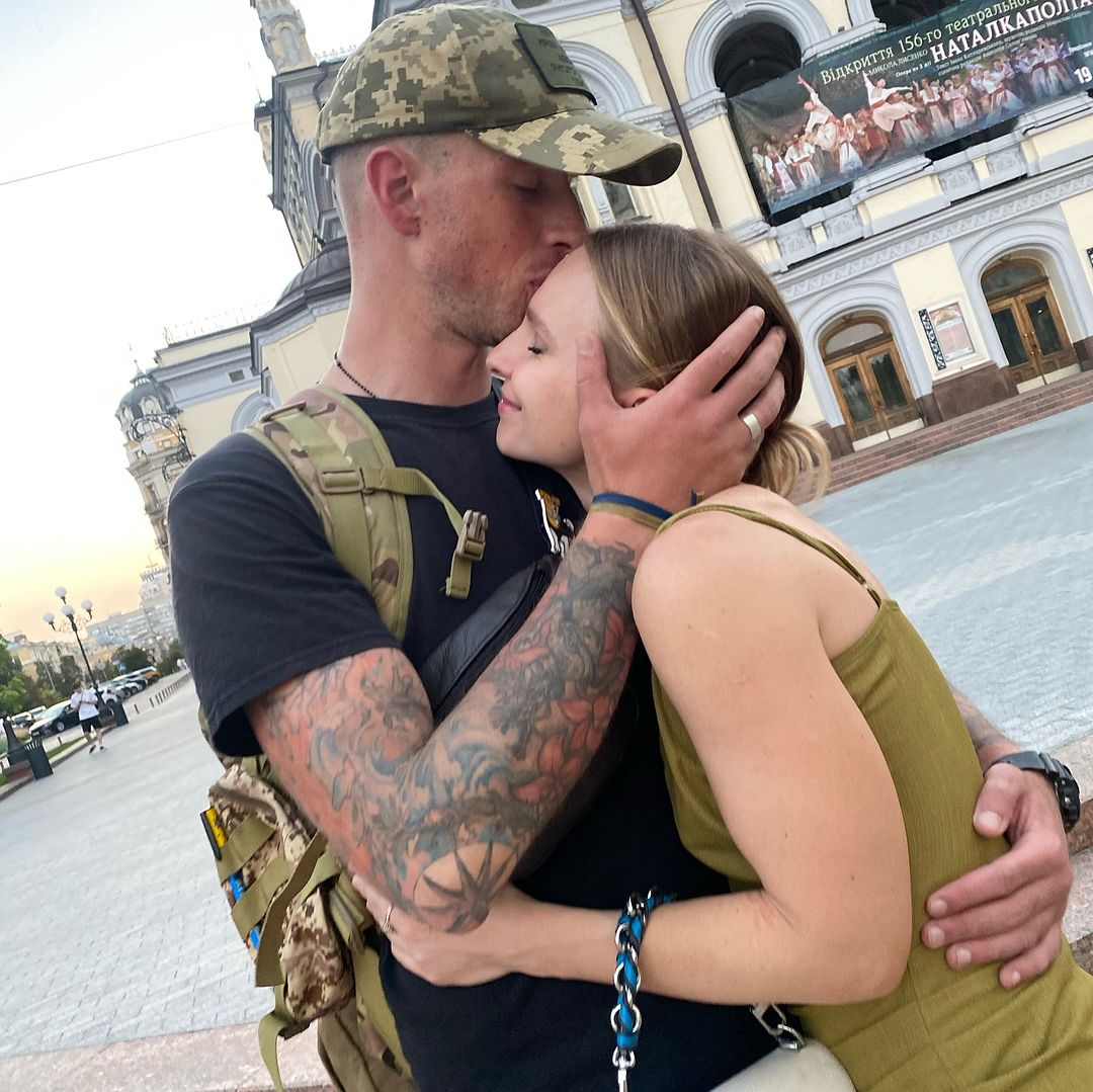 Вопрос о Крыме едва не стоил им карьеры: что стало с сестрами Опанасюк из дуэта Anna Maria