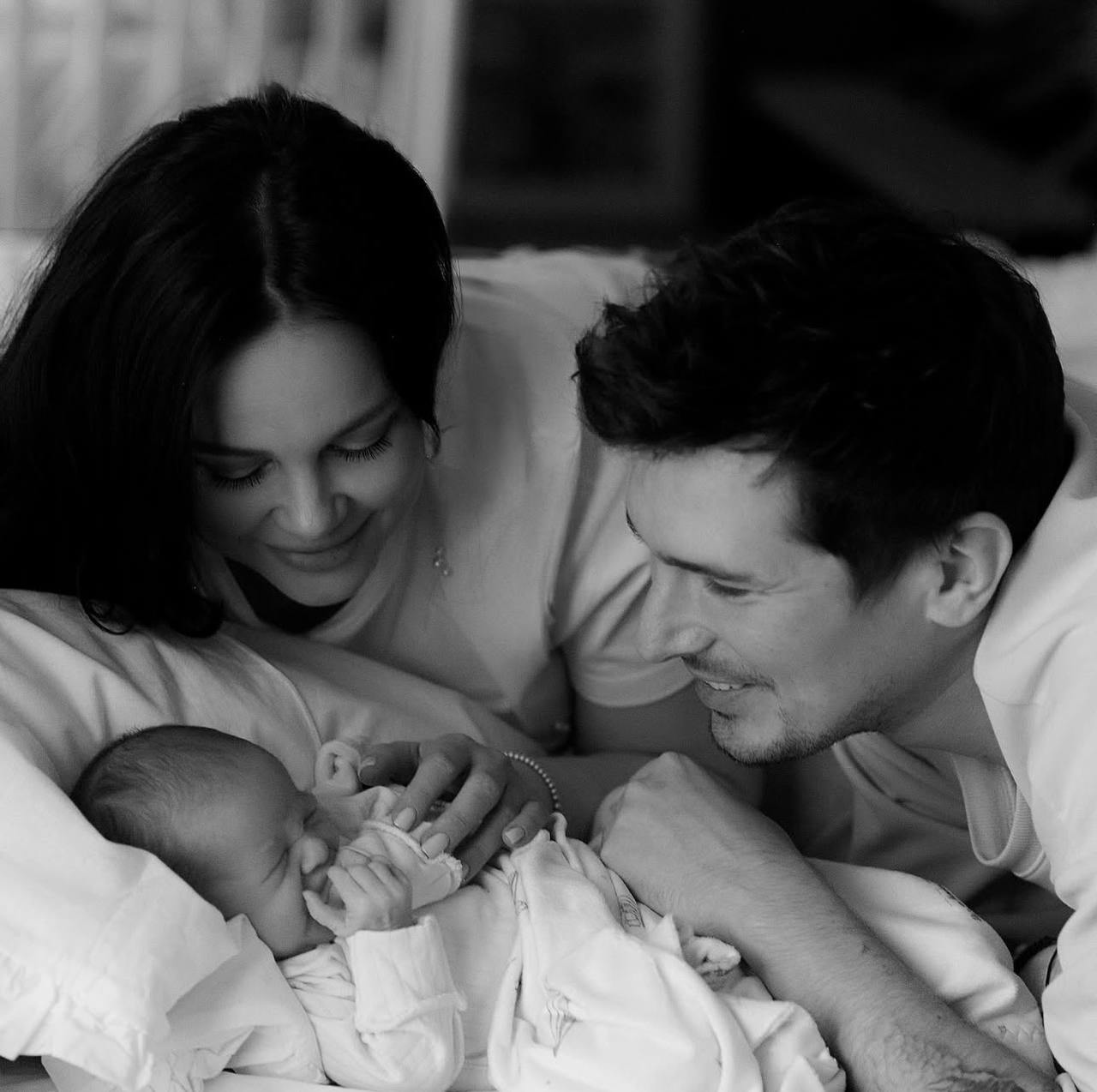 Позитив и Юлия Сахневич стали родителями: пол ребенка и первое фото