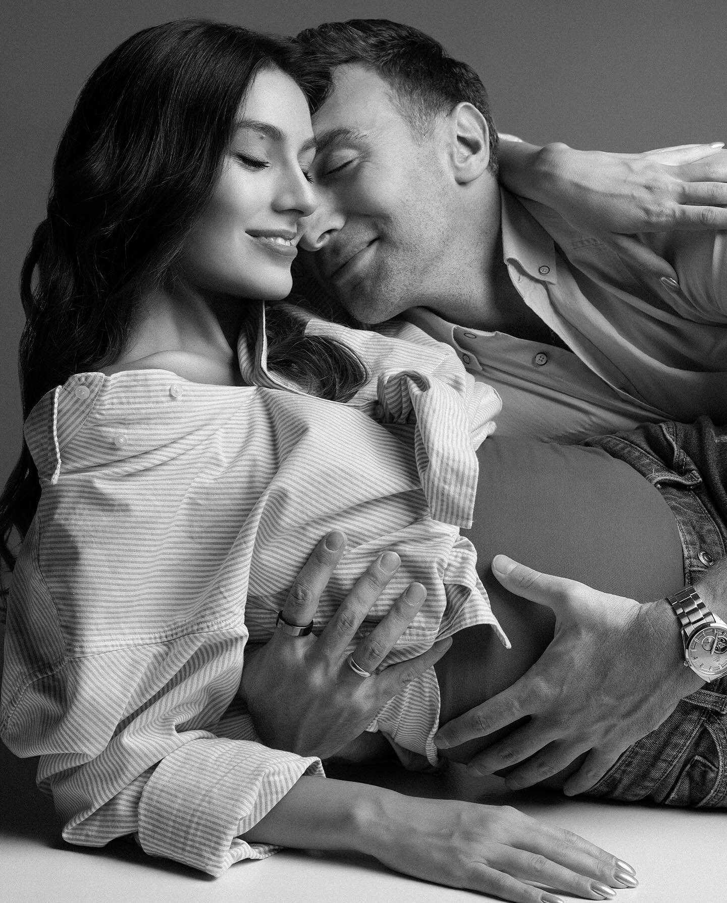 Бывший "Холостяк" Иракли Макацария и его красавица-жена ждут второго ребенка: нежные фото пары