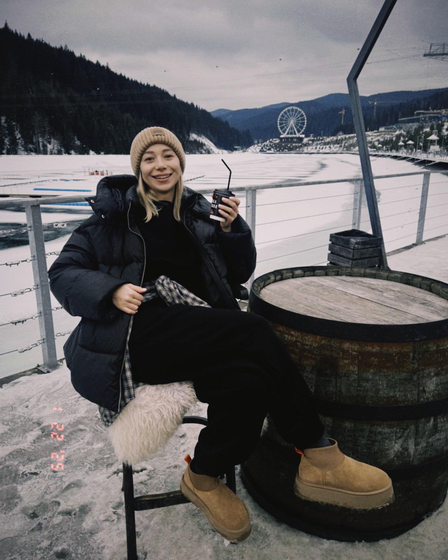 Єфросиніна, Брежнєва і Джамала показали найбільш трендові головні убори цієї зими: як вони виглядають