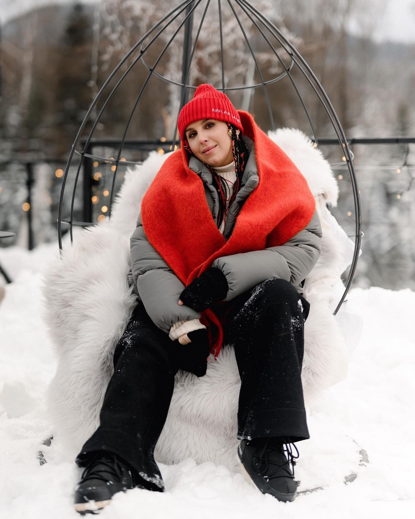 Єфросиніна, Брежнєва і Джамала показали найбільш трендові головні убори цієї зими: як вони виглядають