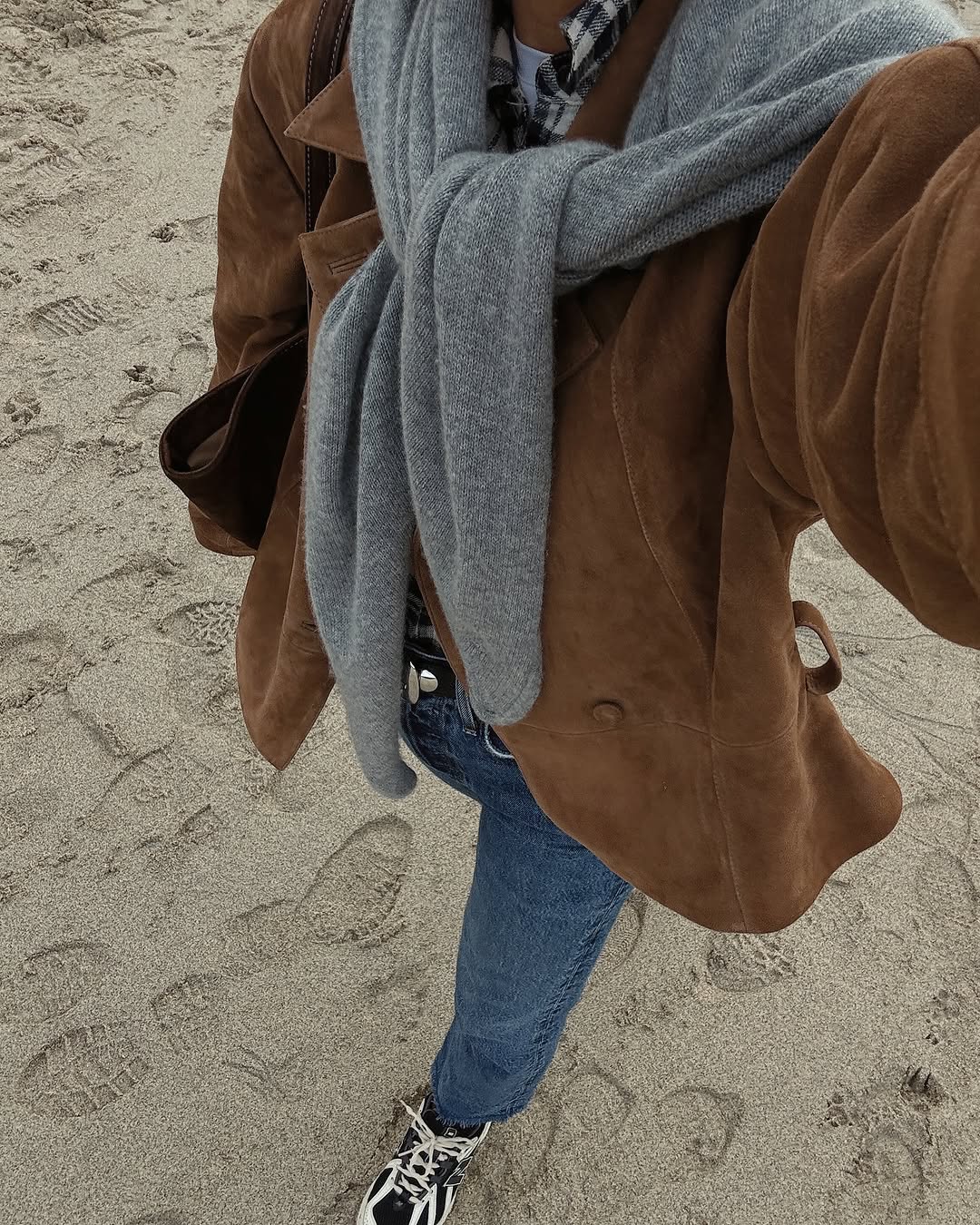 Как выглядят самые модные куртки весны 2025: блогерша показала стильные образы на каждый день