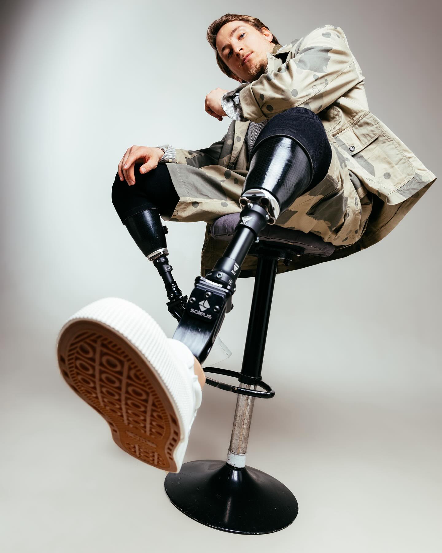 Танцював без ніг і написав книгу: 7 фактів про "Холостяка" Терена, який шукає кохання на реаліті