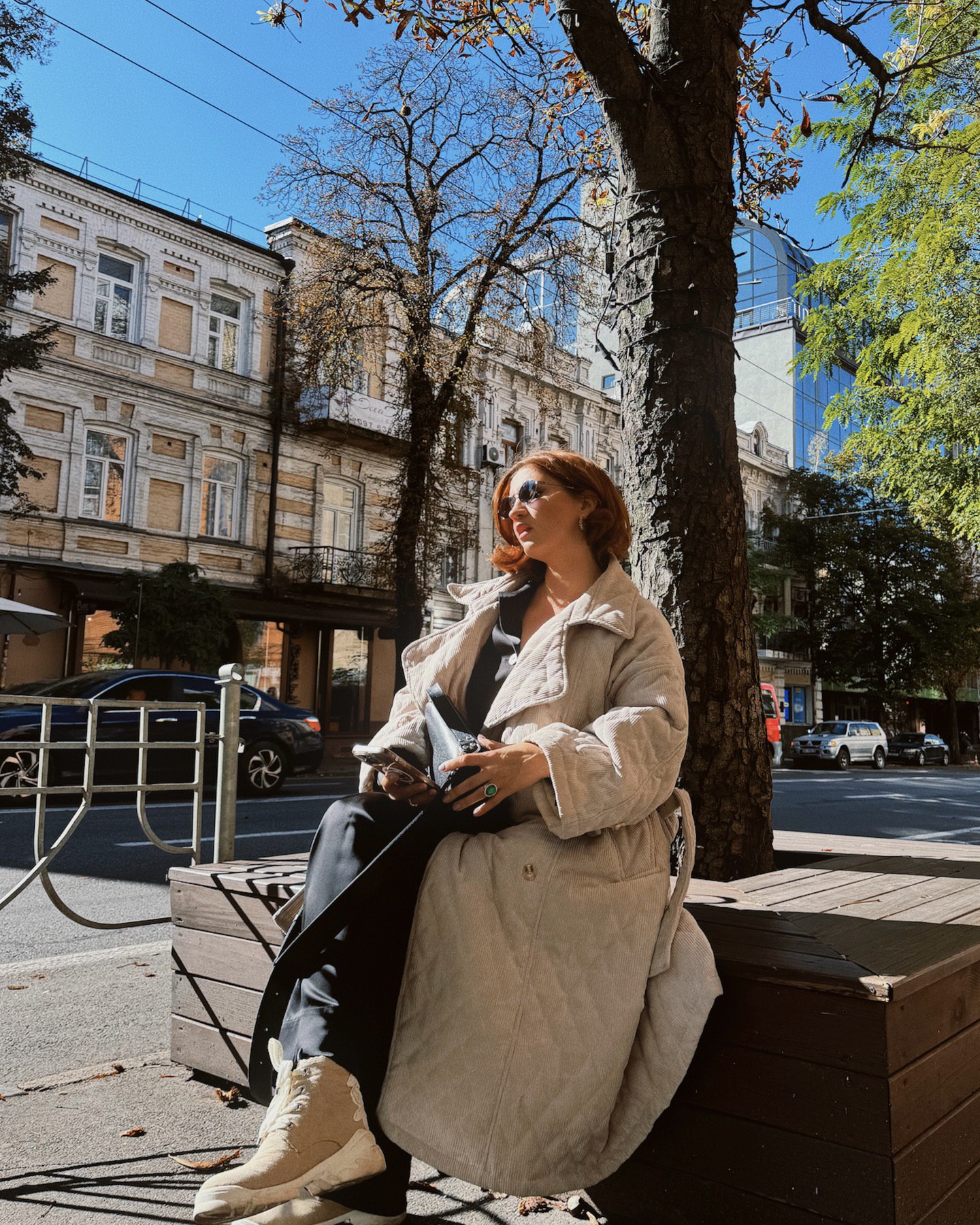 Зірки в захваті від цих фасонів курток та пальто: 6 найбільших трендів осені 2024 року