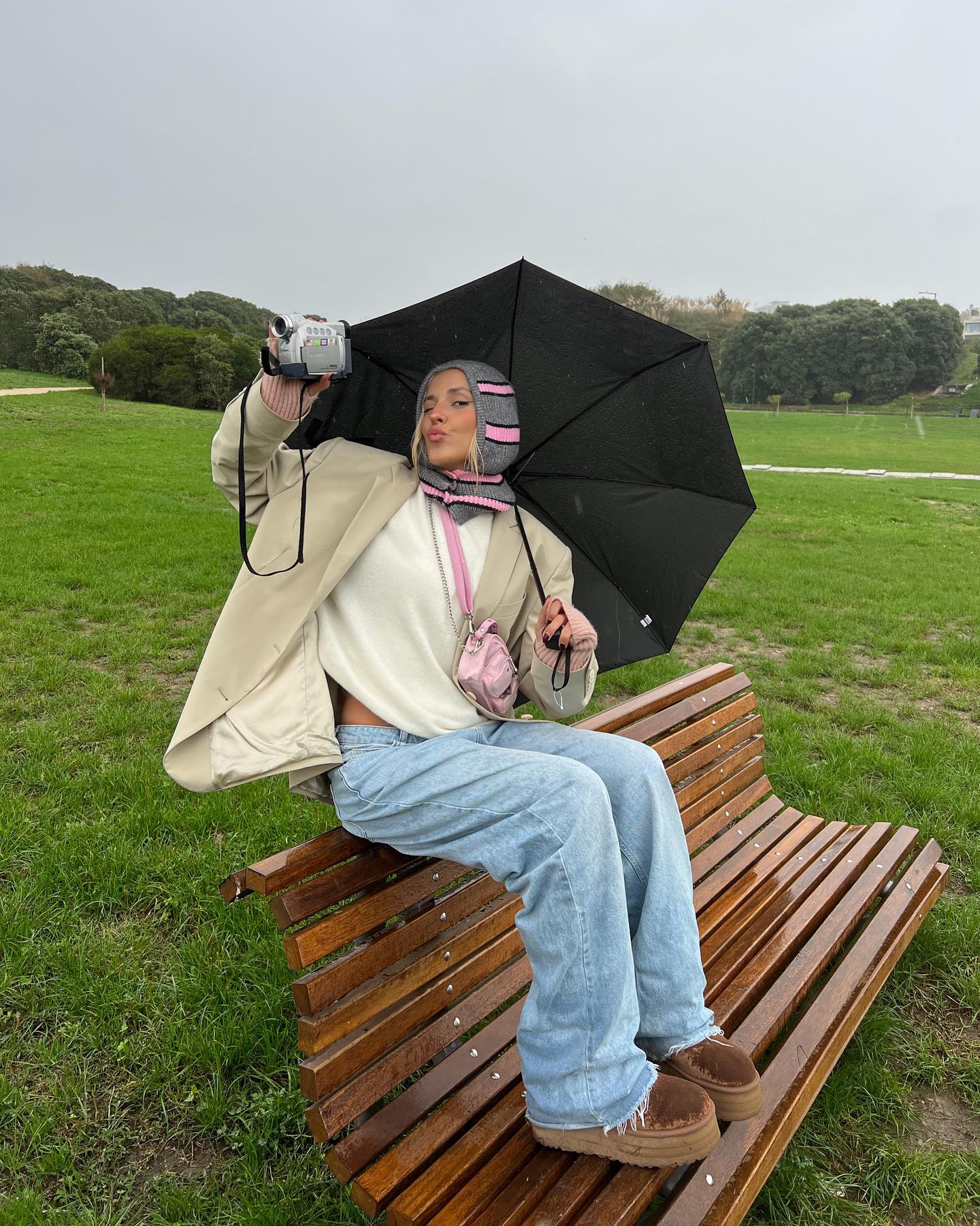 З чим носити уггі взимку, щоб здивувати всіх: таємниці стильного образу