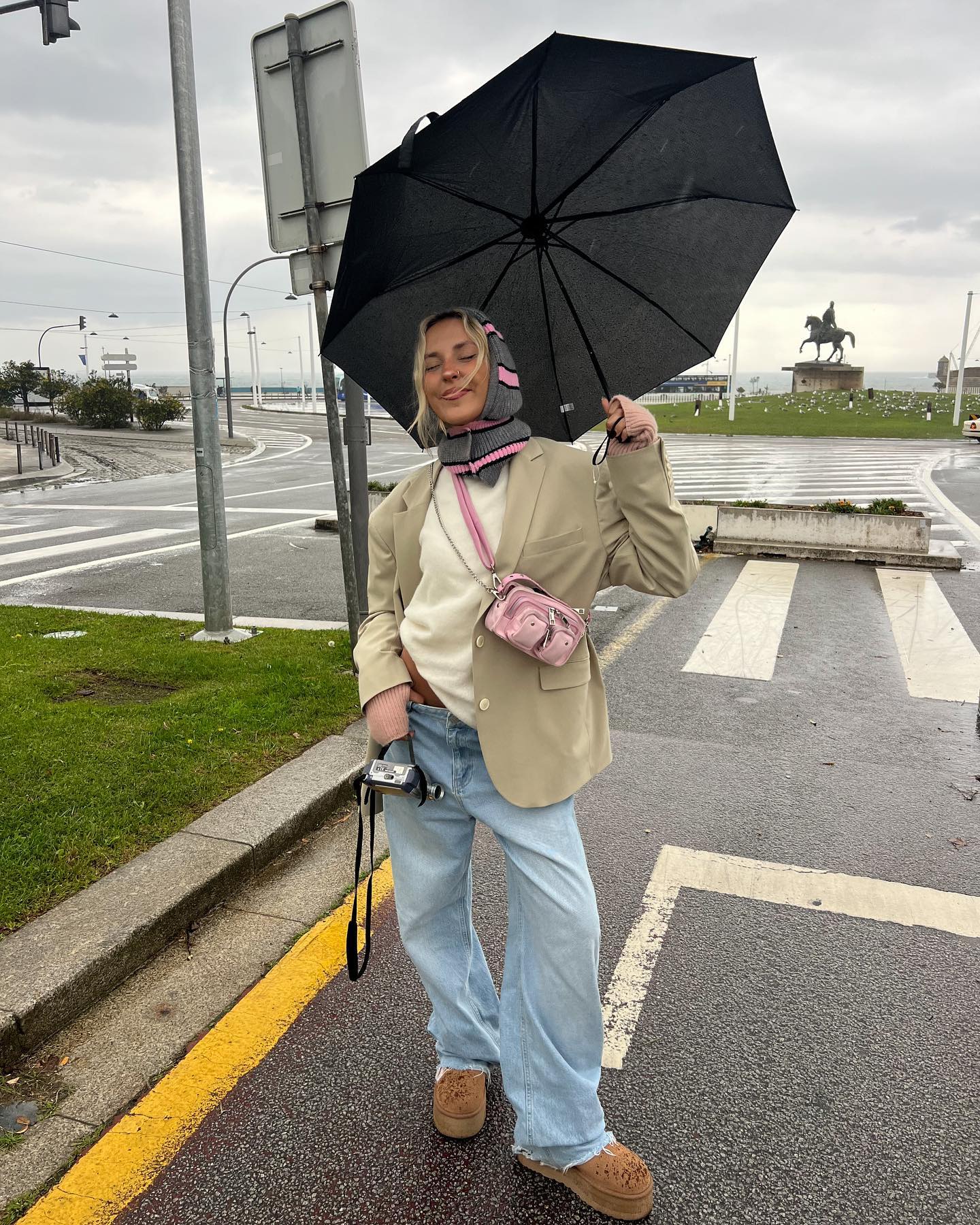 З чим носити уггі взимку, щоб здивувати всіх: таємниці стильного образу