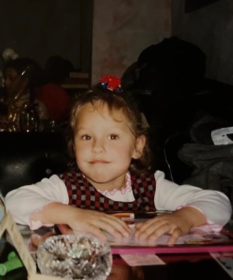 Как две капли воды: Даша Квиткова поразила схожестью со своим сыном на архивных фото