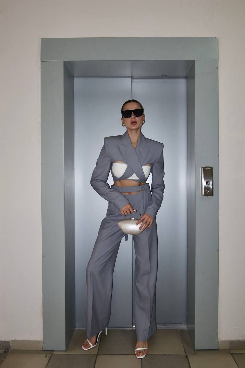 Выглядит на миллион: сколько стоит костюм Цимбалару, который наделал шума в сети