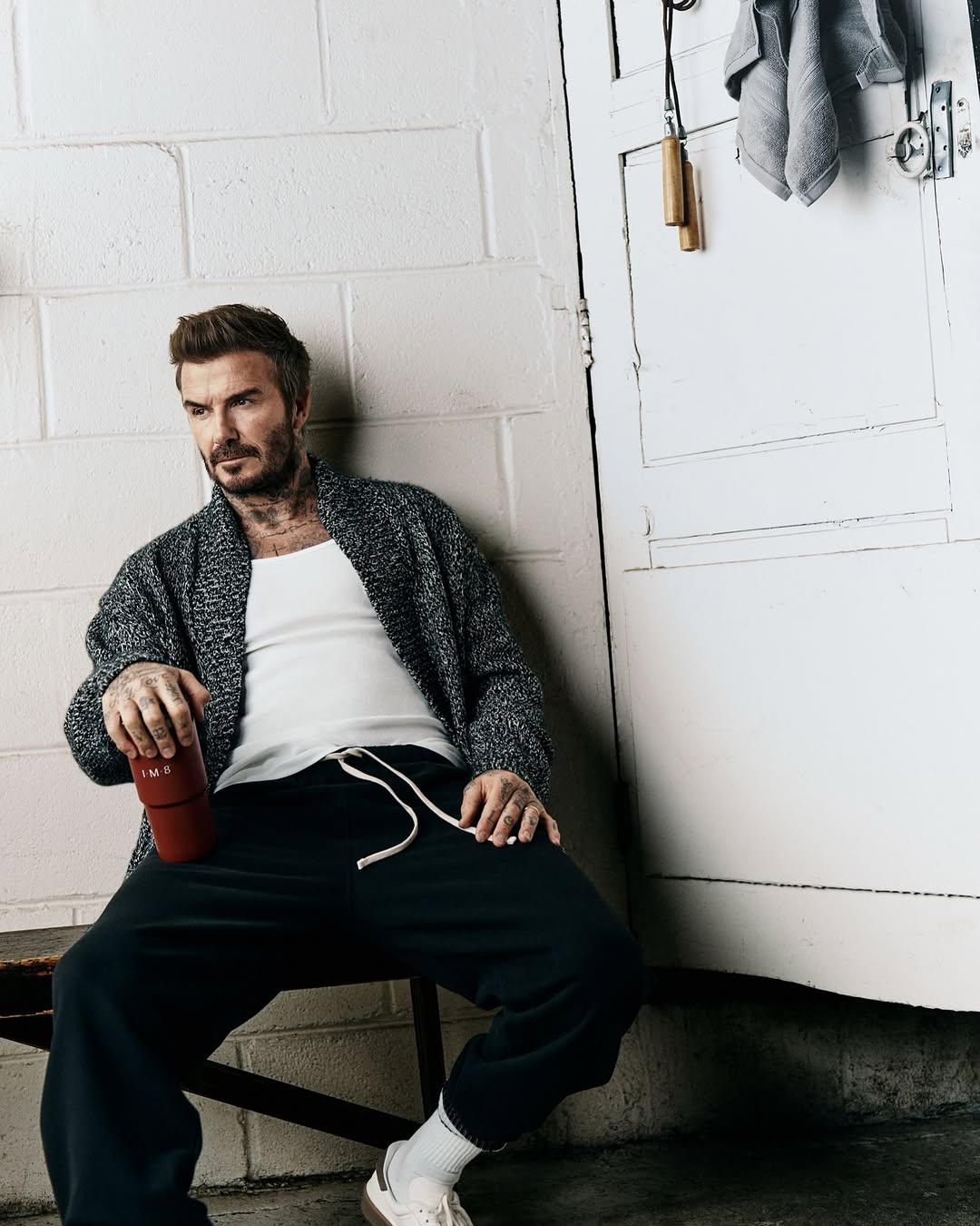 49-летний Дэвид Бекхэм блеснул идеальным прессом в новой фотосессии