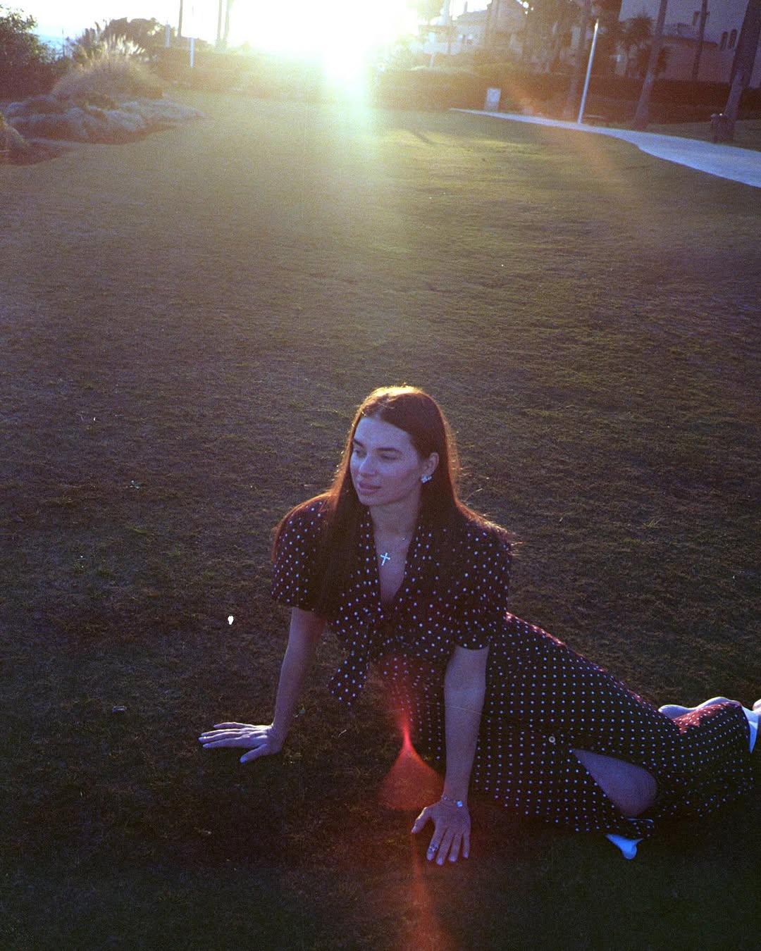 Стиль Мерилін Монро та Одрі Хепберн: дружина Усика показала сукню, яка стане хітом цієї весни