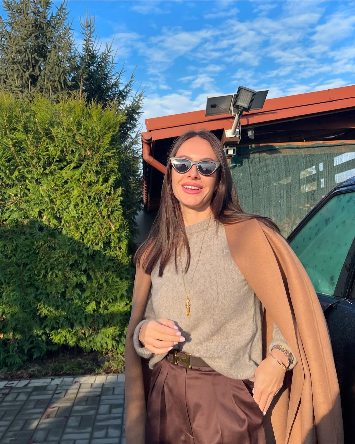 Тепле пальто на зиму: які фасони та тренди обирають Злата Огнєвіч, Христина Горняк та дружина Павліка