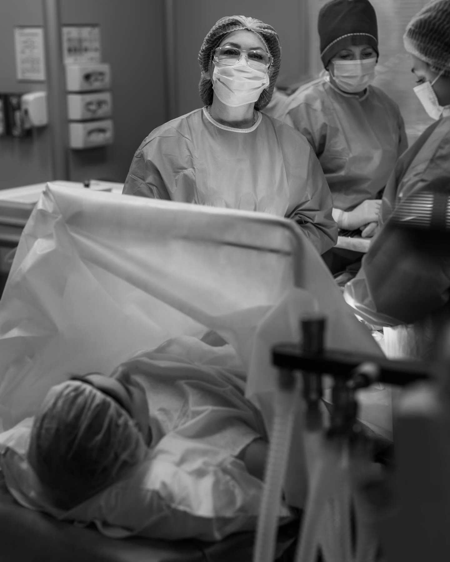 Остапчуки вперше показали новонародженого сина: зворушливі кадри з пологового будинку