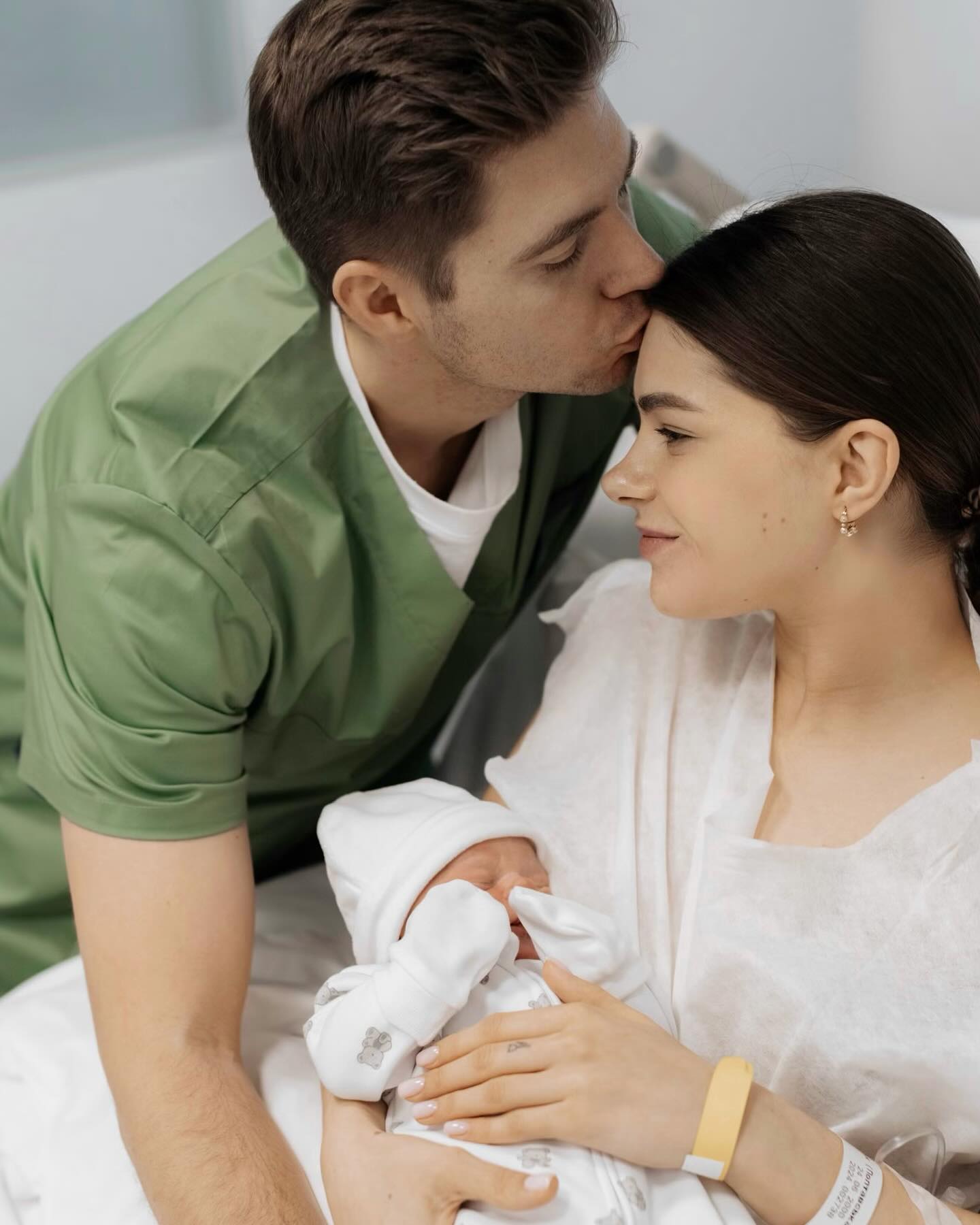 Остапчуки показали процес народження сина: зворушливе відео