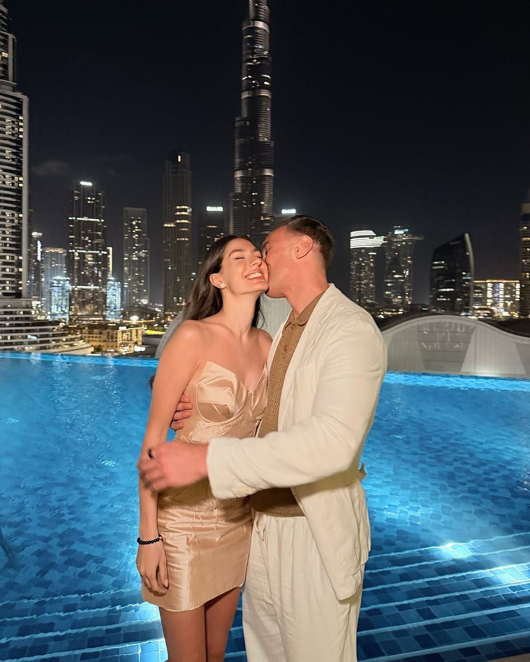 Бывший "Холостяк" Макацария очаровал фото красавицы-жены: как она выглядит через 2 месяца после родов