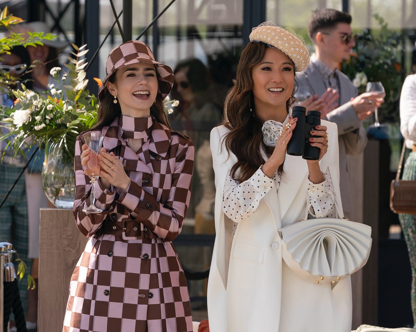 Зустрічалася з Крісом Евансом та підтримала Україну: невідомі факти про зірку "Емілі в Парижі"