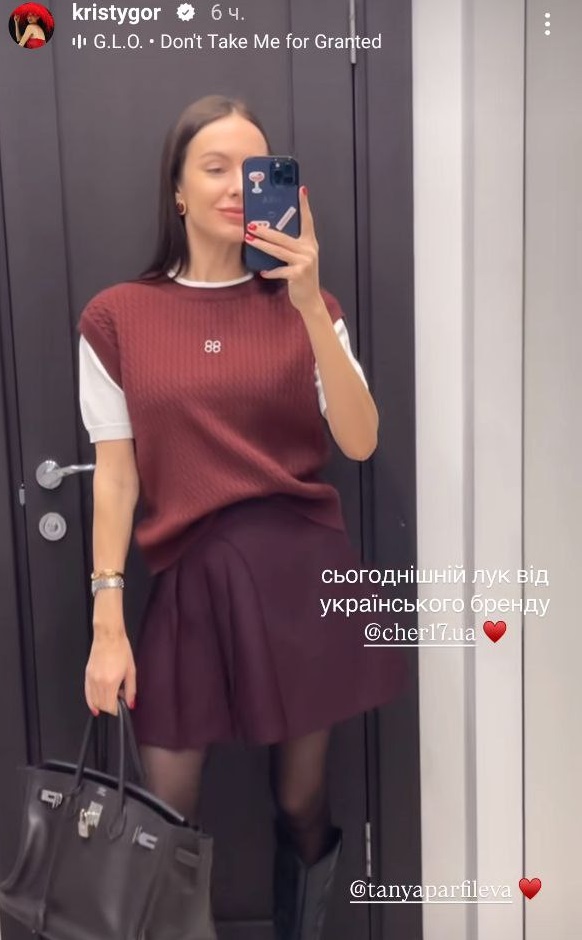 Цей колір манікюру завжди виглядає дорого: дружина Усика і колишня Остапчука задають тренди