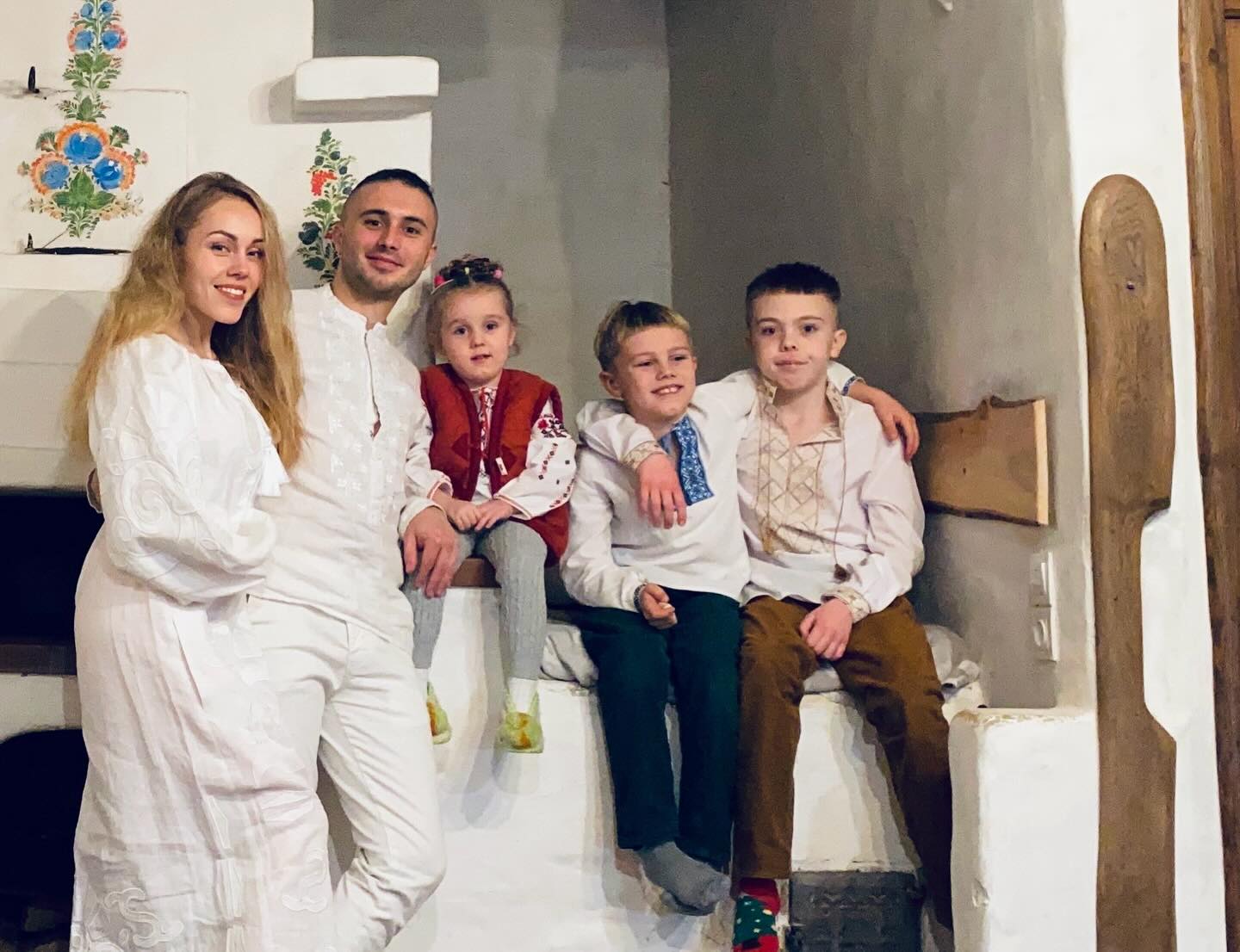 Елена Тополя впервые за долгое время показала младшую дочь, которая заметно подросла (видео)