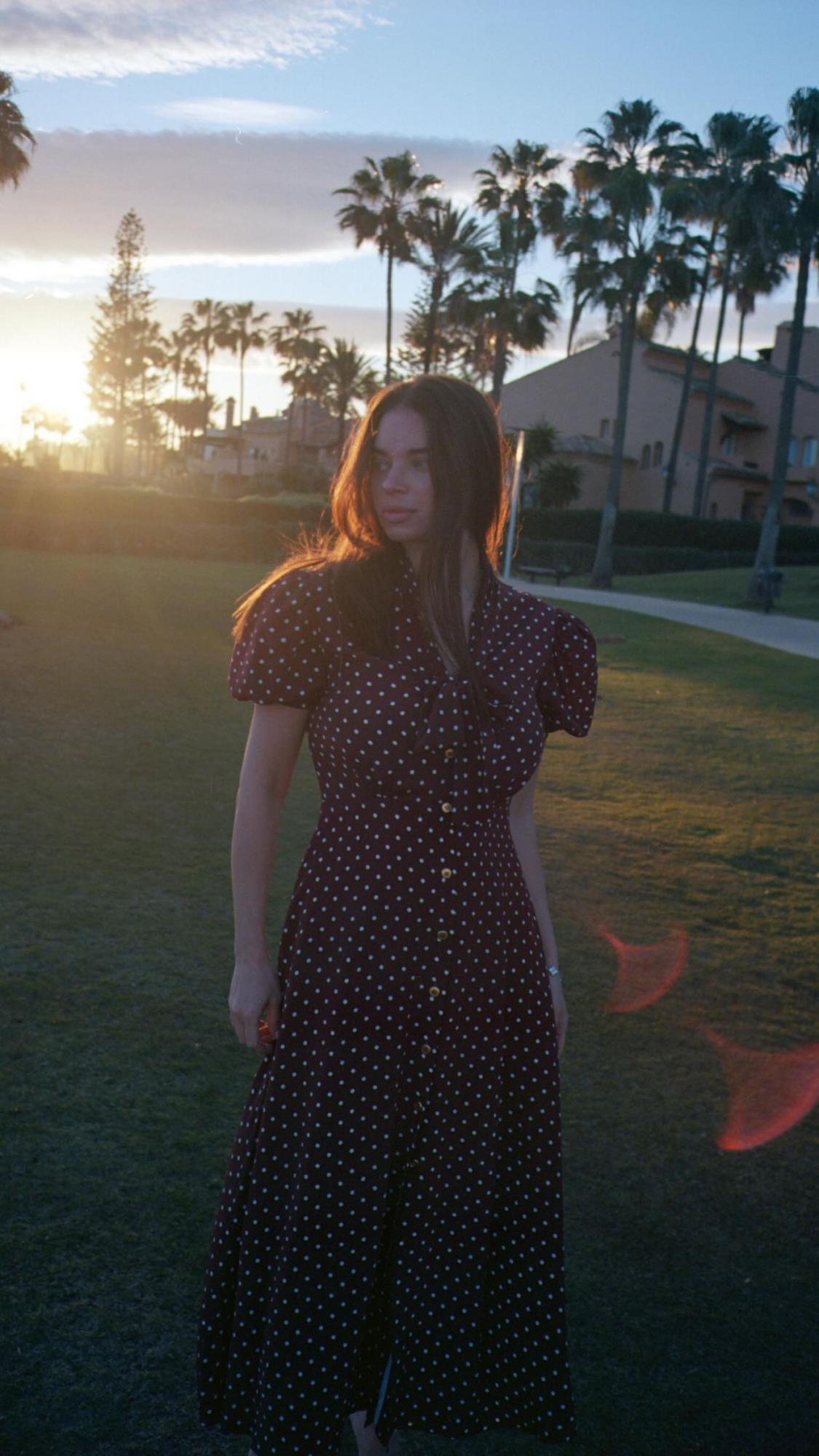 Стиль Мерилін Монро та Одрі Хепберн: дружина Усика показала сукню, яка стане хітом цієї весни