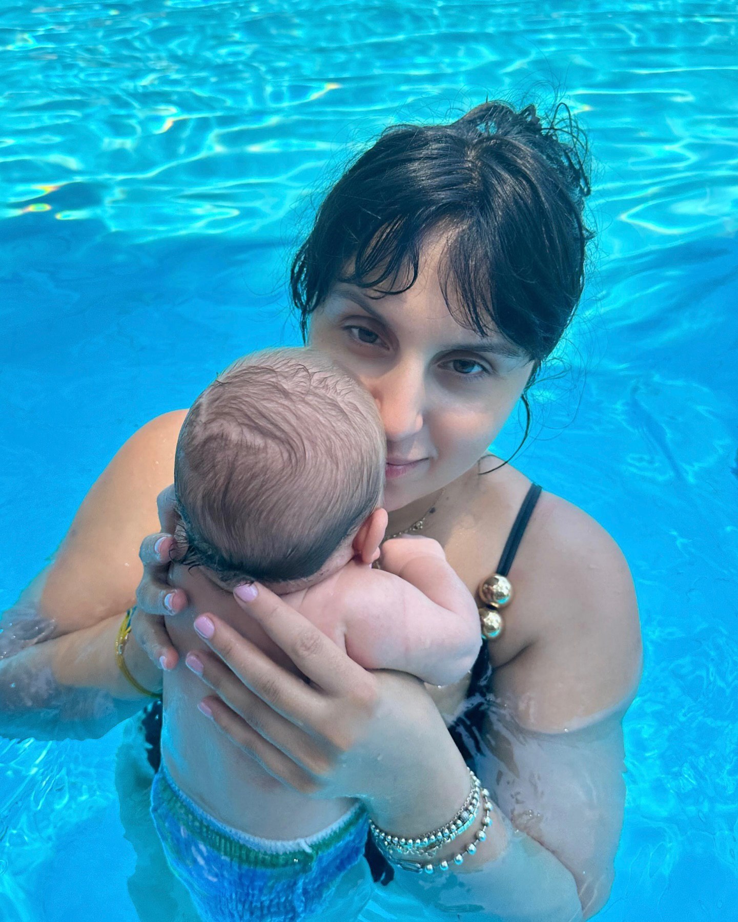 "Виглядаю на 23": Джамала у свій день народження замилувала фото з маленьким сином