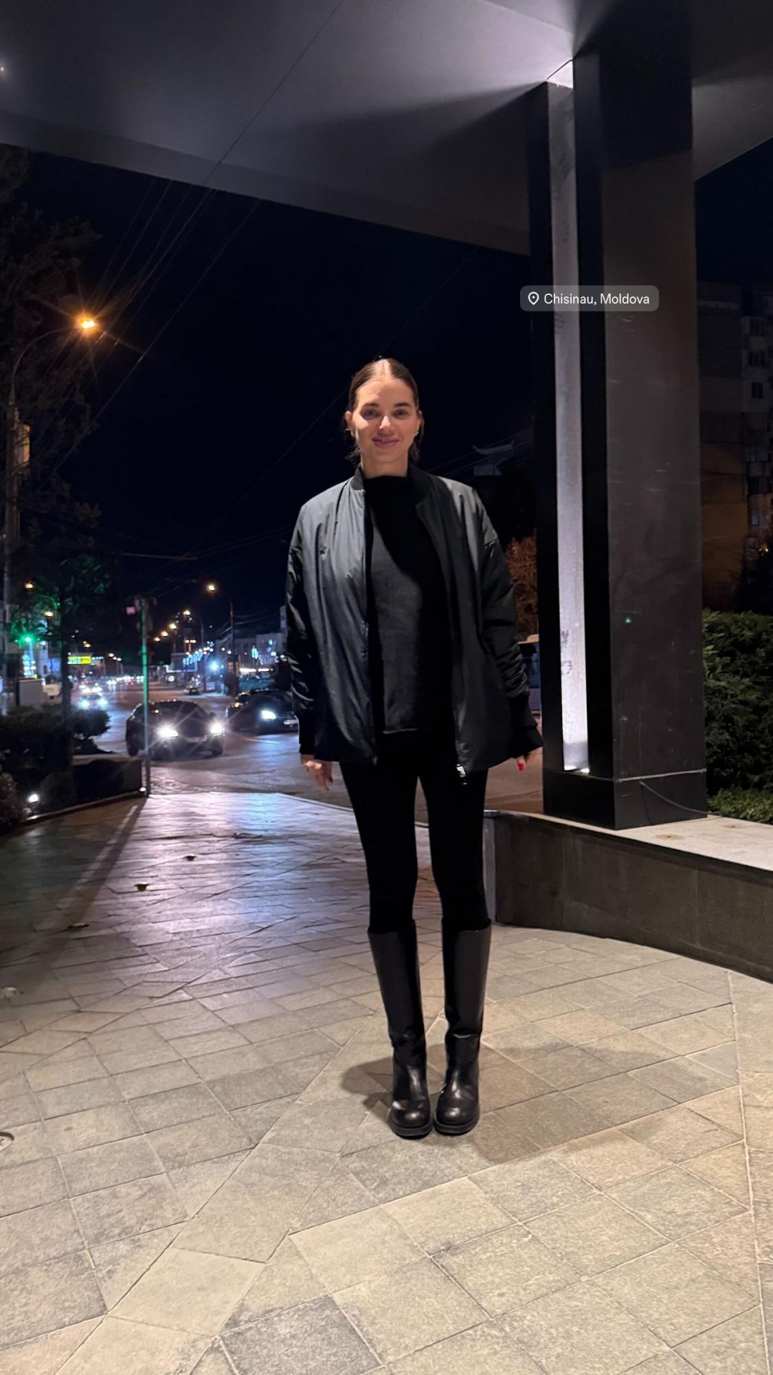 Дружина Усика замилувала новими фото з боксером