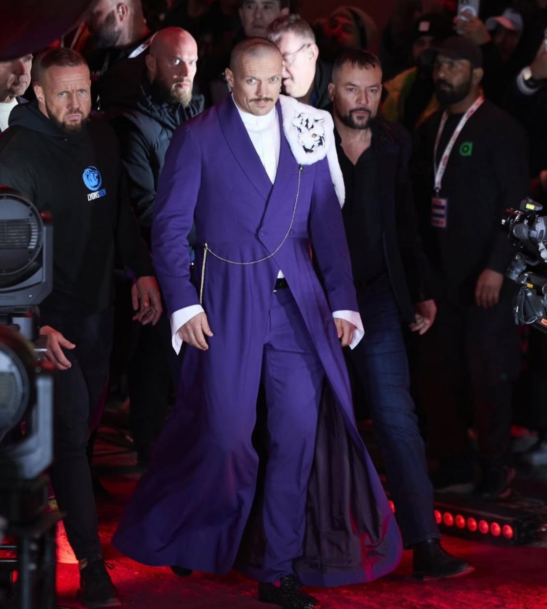 Від козака до кота. 9 дуже яскравих і глибоких образів Олександра Усика