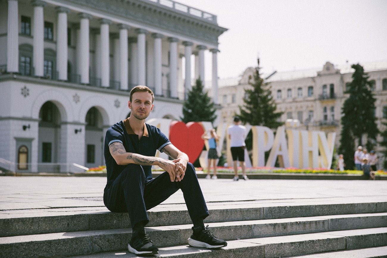 Макс Барских показал трогательное видео из своей школы в Херсоне